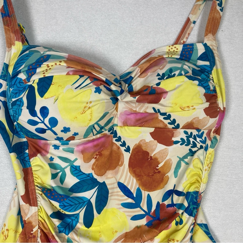 Niptuck Multi fit Cup One Piece Swimwear with Vibrant Design Size 6 Beach - Picture 5 of 15